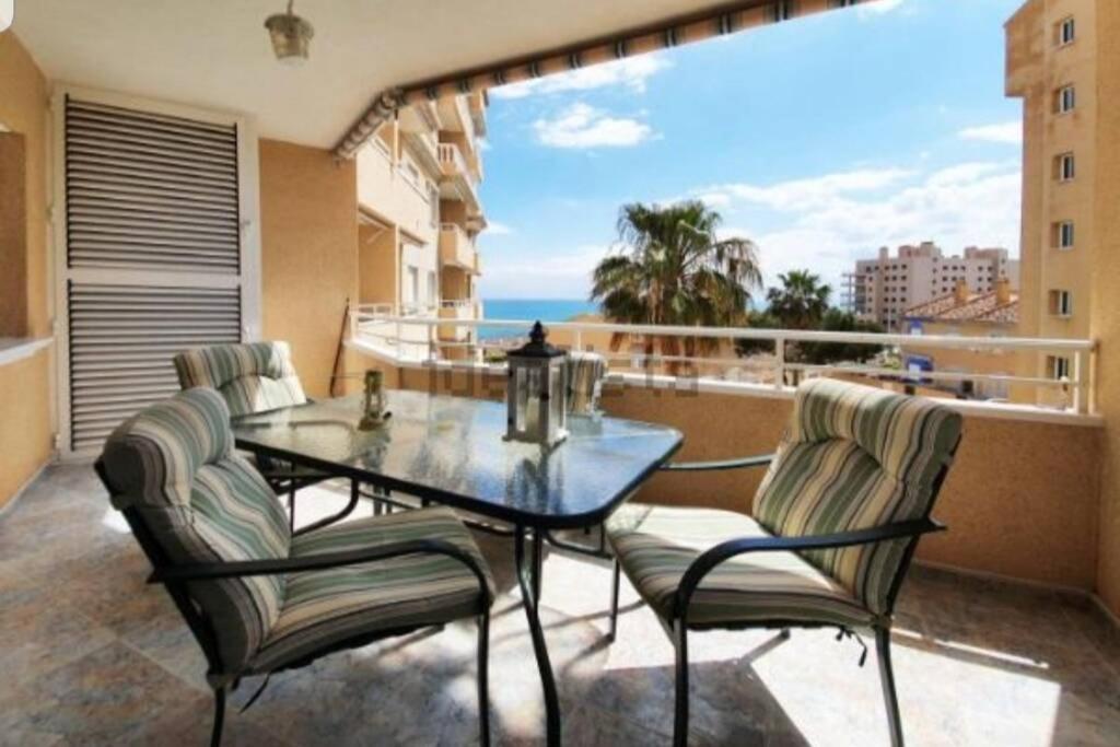 Apartamento muy cerca del mar. Arenales del Sol Exterior foto