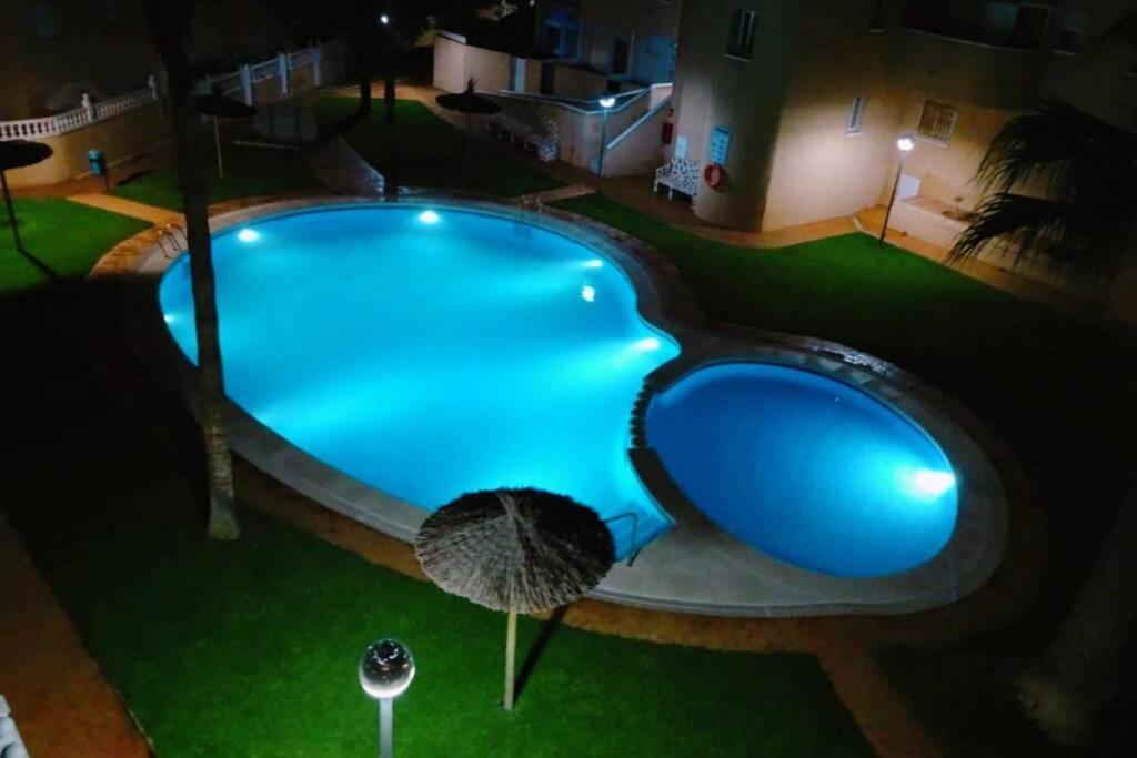 Apartamento muy cerca del mar. Arenales del Sol Exterior foto