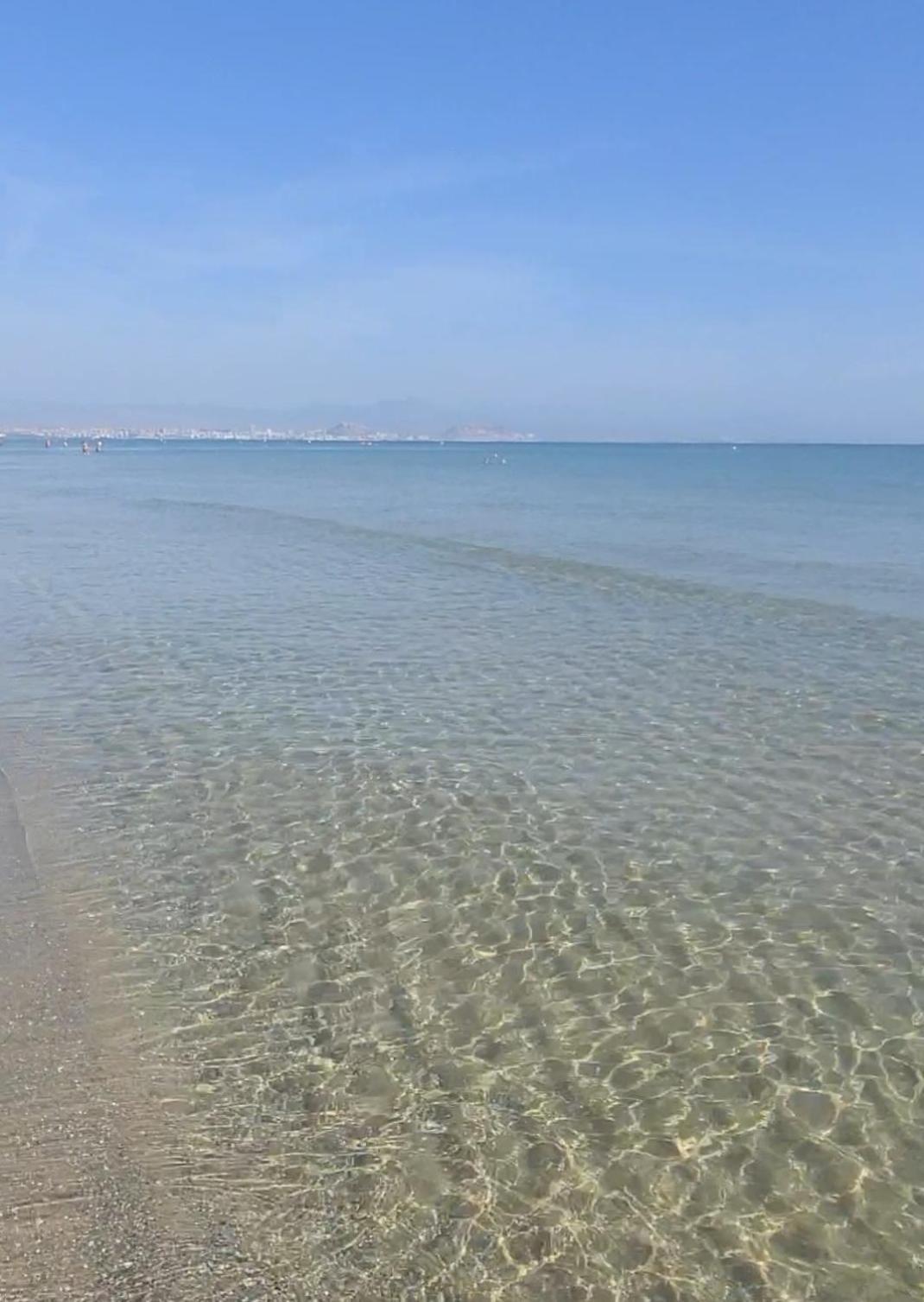 Apartamento muy cerca del mar. Arenales del Sol Exterior foto