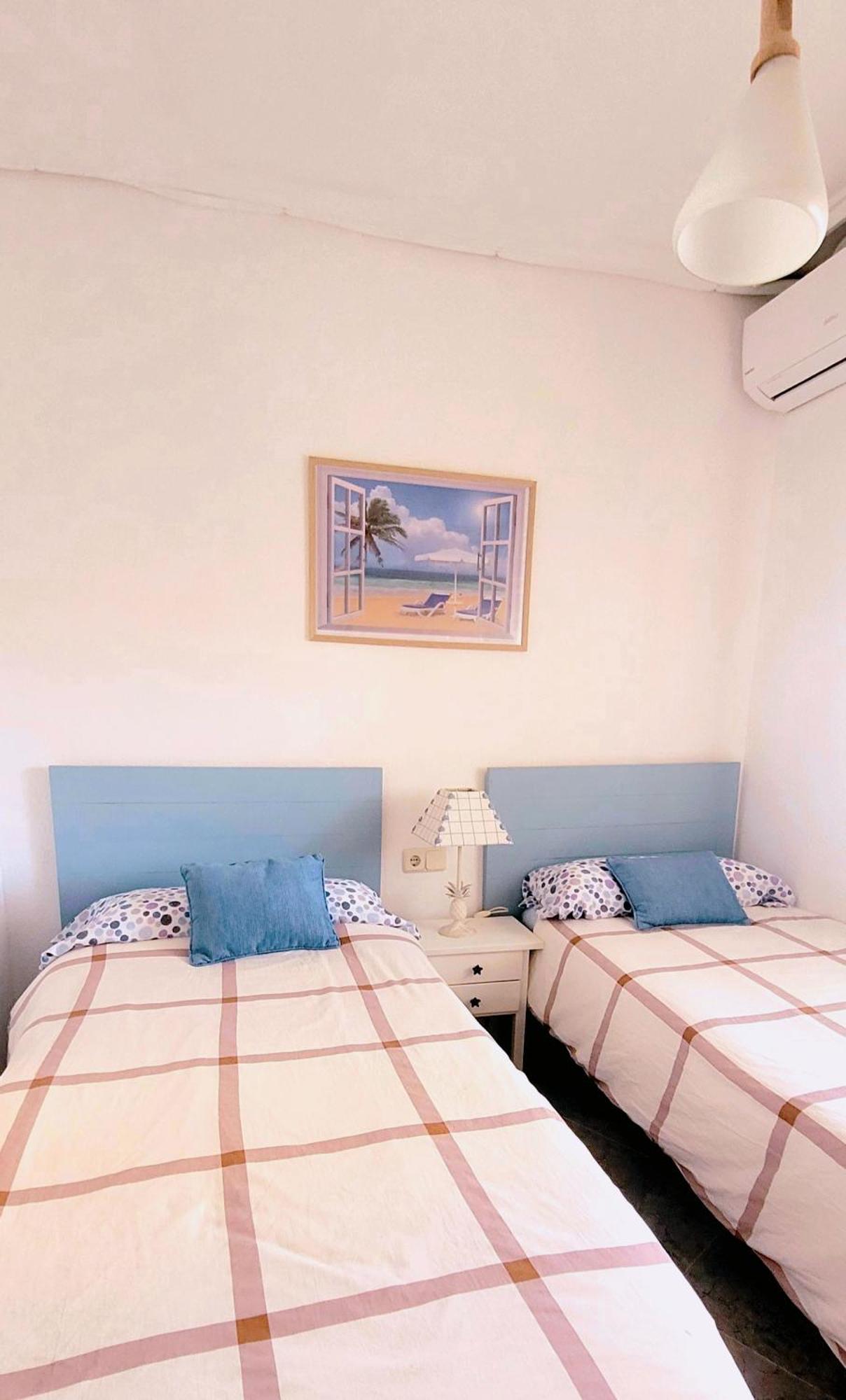 Apartamento muy cerca del mar. Arenales del Sol Exterior foto