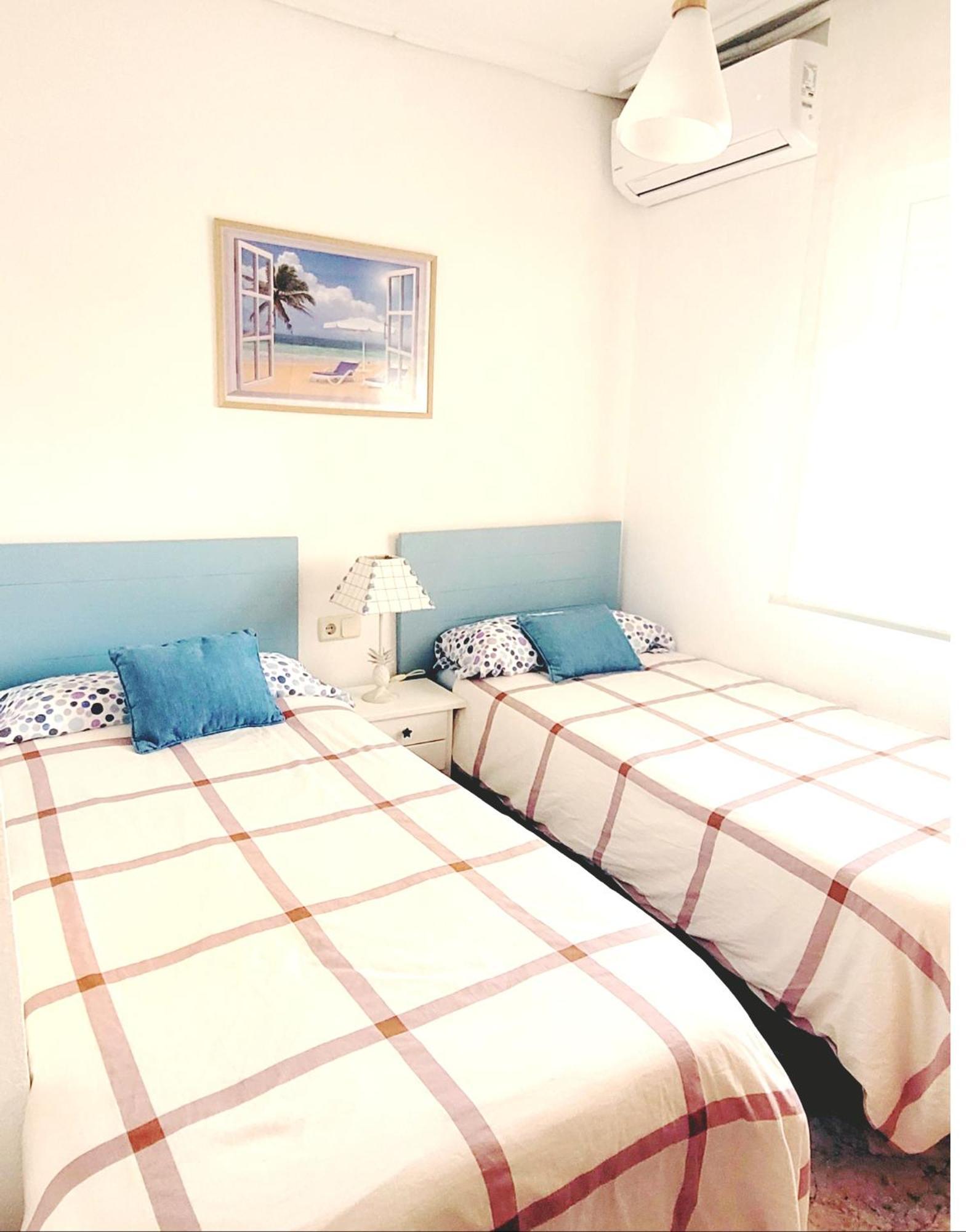 Apartamento muy cerca del mar. Arenales del Sol Exterior foto